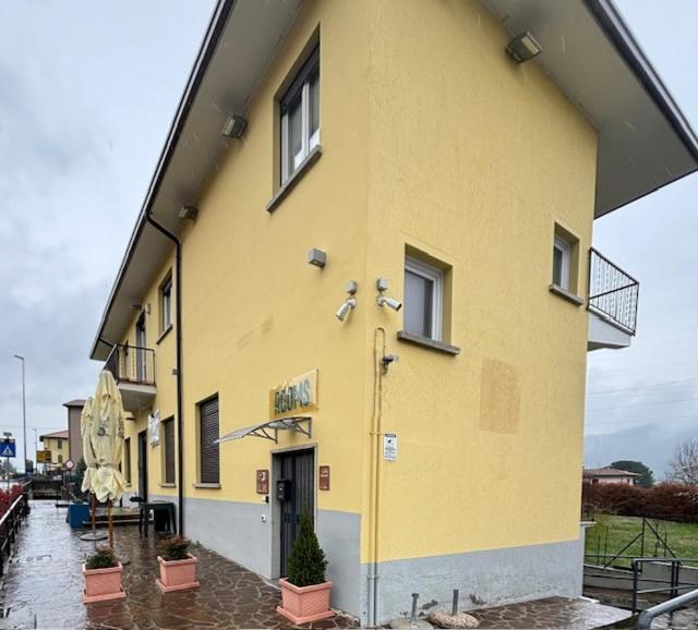 Airuno Rooms Kültér fotó